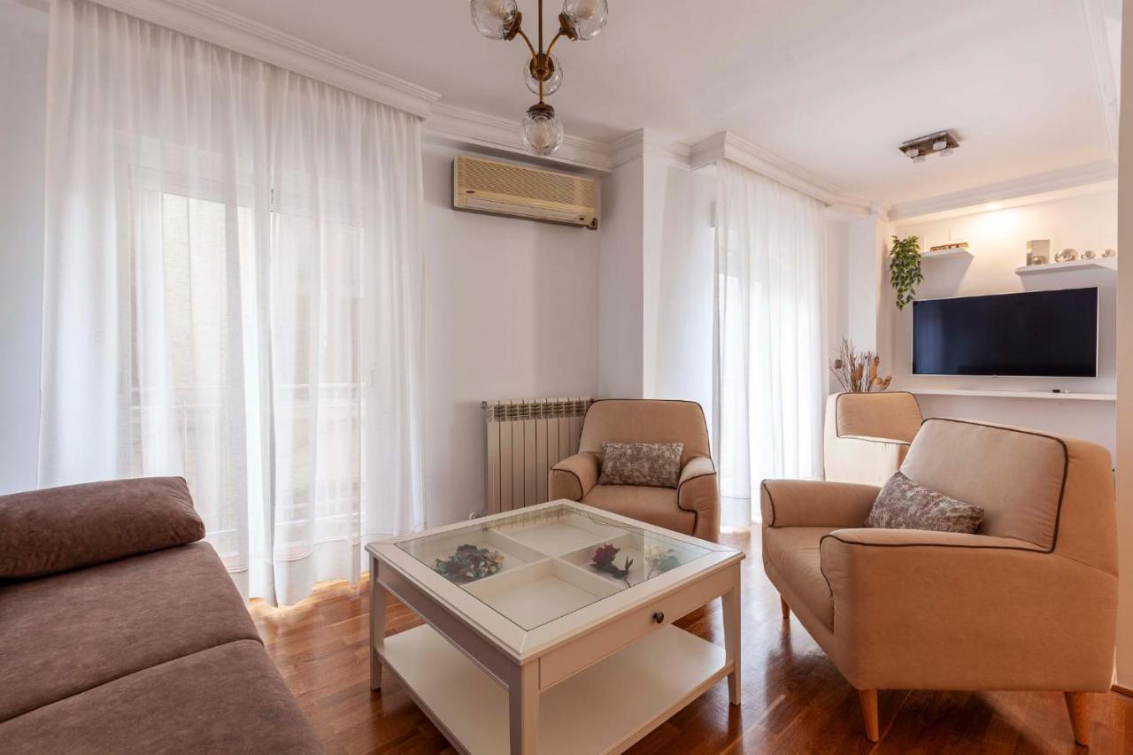 Apartment Mariana Pineda Centro *