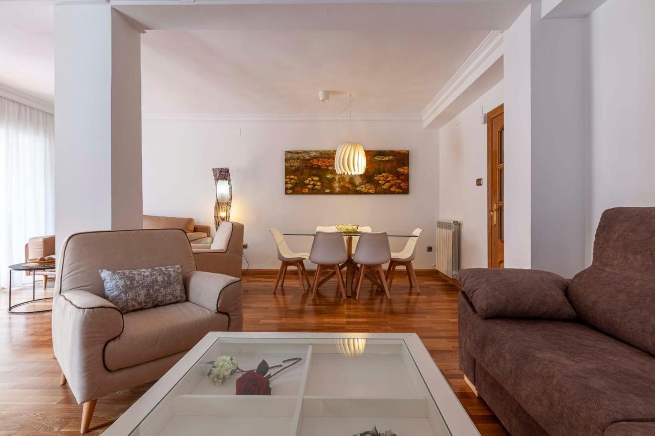Mariana Pineda Centro Apartment *